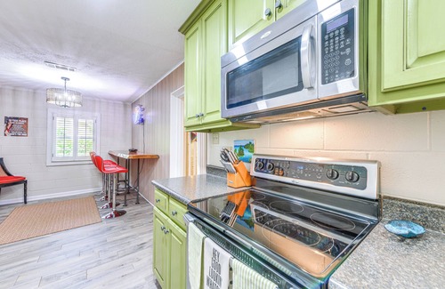 Cobb Cottage | Private Dock + Porch: Lakefront Retreat in Cobb!