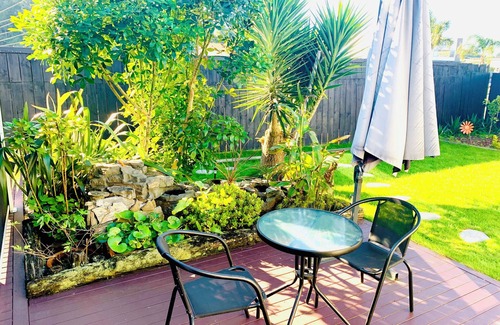 Rosedale House | Private Double Cozy Guest Suite with Private Garden
