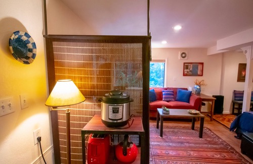 Edmonds House | Private Edmonds Studio Apartment