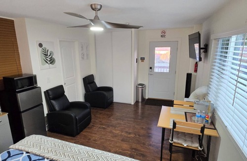 Vallejo House | Private Entrance, King Sze Bed,Luxurious Shower