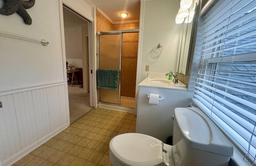 High Point Condo | Private Entry Loft Apartment in Quiet Neighborhood