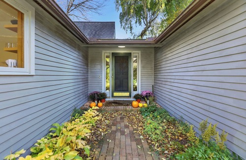 Glendale House | Private estate with heated pool, guest house and incredible views