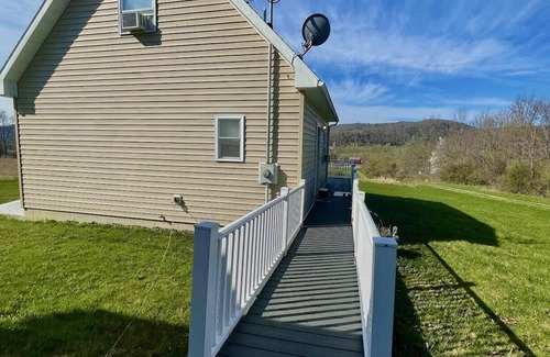 Savona House | Private Family Home on 12.5 acres in the Finger Lakes!