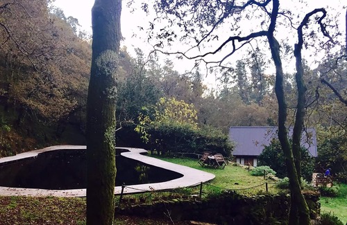 Puebla del Caraminal Cottage | Private forest with natural pools