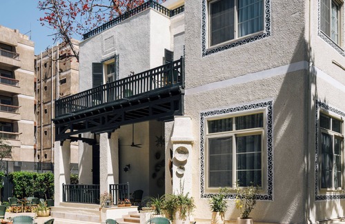 Maadi Villa | Private fully serviced villa in Maadi, with a private pool, kitchen and garden.