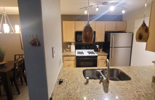 Seven Hills Condo | PRIVATE, FULLY FURNISHED CONDO IN GATED COMMUNITY OF SEVEN HILLS, HENDERSON NV.
