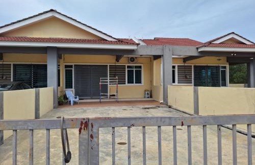 Tronoh House | Private Furnished Homestay
