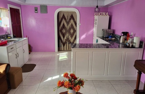 Georgetown House | Private Gated 1 Bedroom in Georgetown