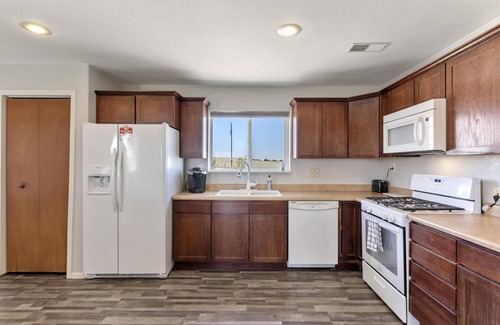 Peyton House | Private getaway on 38 acres of tranquility in Peyton, CO