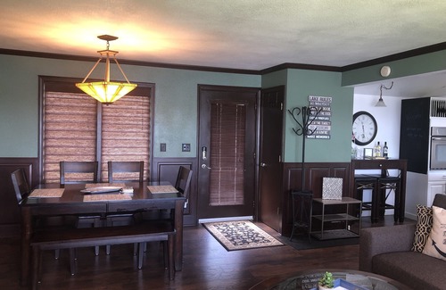 Mauston House | Private getaway with beautiful lake views!