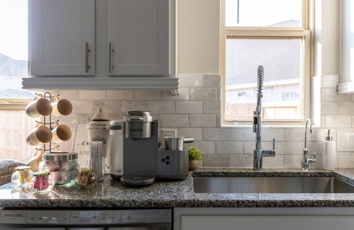 Cypress Apartment | Private Guest Apt with King Bed! and Screaming Fast Internet!
