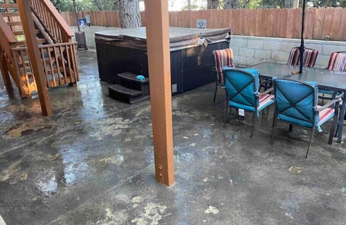 Twin Peaks Apartment | Private Guest Suite with outdoor private patio and Jacuzzi