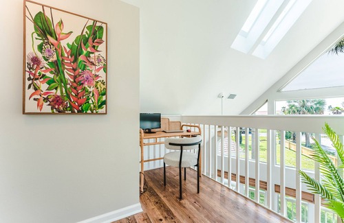 Port St. Joe House | Private heated pool+sauna, 2 blocks to beach, game room, golf cart, dogs welcome