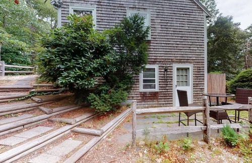 Eastham House | Private Home in Quiet Ocean Side Neighborhood