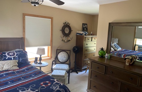 Grenell House | Private Home in the heart of the 1000 Islands!