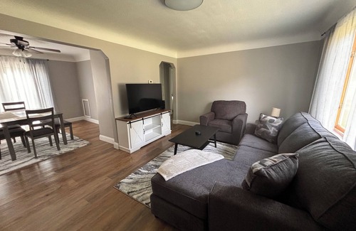 Mentor House | Private home, large yard, easy and close access to two major interstates