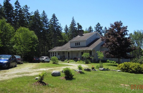 Hancock Point House | Private home near Acadia all to yourself with beach access!