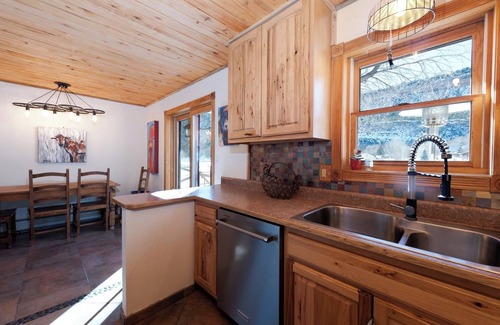 Durango House | Private home on 5 acres - 5 min. from downtown Durango - Hot Tub/Game Room