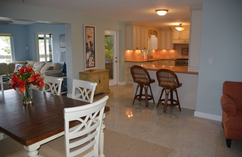 Baywood Village House | Private home on a canal with direct access to Gulf fishing and beaches!