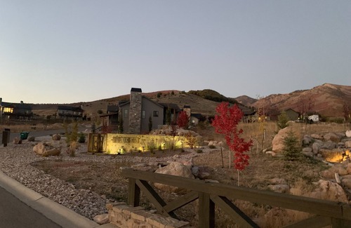 Wolf Creek House | Private Hot tub! Bridges Powder Mountain near Eden new 4 bedroom house