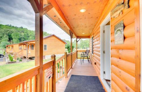 Cherokee House | Private Hot Tub Tuckasegee River Couples Escape