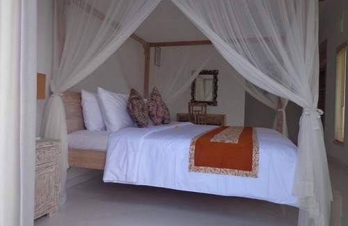 Denpasar Barat House | Private House in Denpasar, 2 bedrooms, 2 bathrooms, sleeps 4