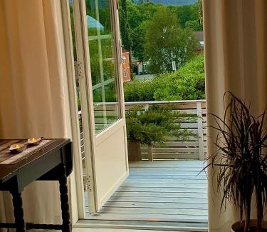 Trondheim Villa | Private house-terrace-garden -parking-WiFi-smartTV