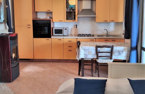 Vasto Apartment | Private house with porch and garden, just steps from the beach