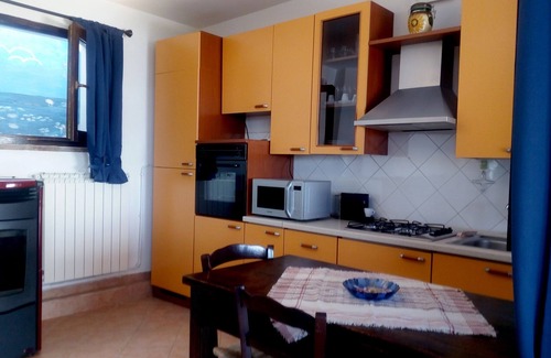 Vasto Apartment | Private house with porch and garden, just steps from the beach