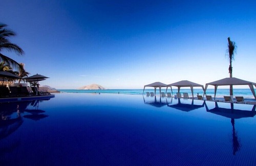 Marina Mazatlan Hotel | Private Junior Suite with Pool for Romantic Getaway