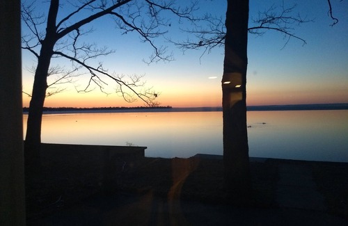 Prudenville Cottage | Private Lakefront Cottage with 90' of sandy East Bay frontage on Houghton Lake