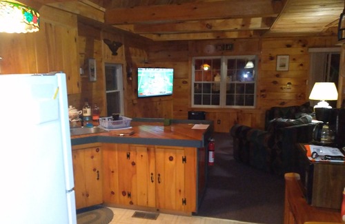 Brant Lake Cabin | Private lakeside cabin for those looking for peace and quiet in Brant Lake.