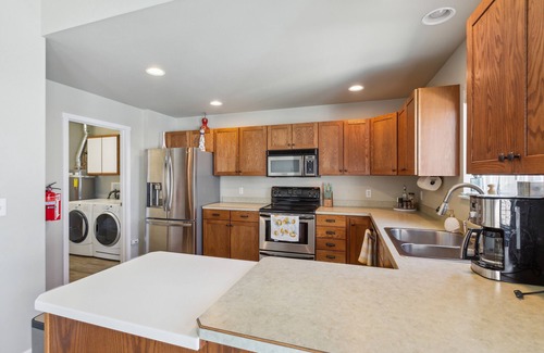 Kalispell House | *PRIVATE LEISURE POOL* 3bd 2ba Home Near Bypass&Amenities