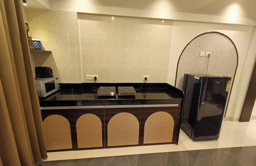 Aundh Apartment | Private Luxe 3BHK | 2 min Balewadi High Street | 5* Hygiene Protocol