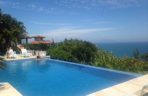 Joao Fernandes House | Private luxury villa with pool and sea views. 200 meters from beach.