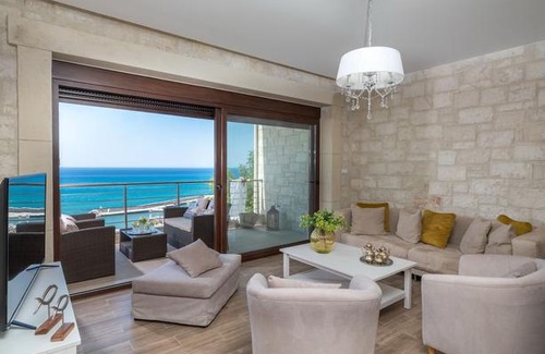Kastri Villa | Private luxury 3bdrm Villa - Walk to beach