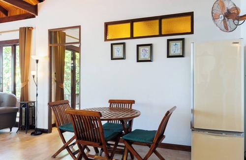 Ko Pha-ngan Villa | Private Luxury Villa - Prime Beach Front - Swimming Pool - Family Friendly