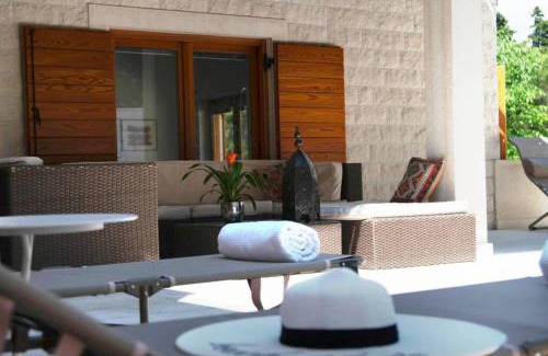 Rogac Villa | Private luxury Villa AZZURRO on Solta for up to 10 persons, free parking, very close to beach! FREE Kajak & Mountainbikes, GREAT living area & privacy!