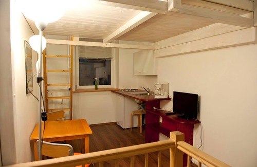 Moabit Apartment | Private Maisonette in Berlin's most central district
