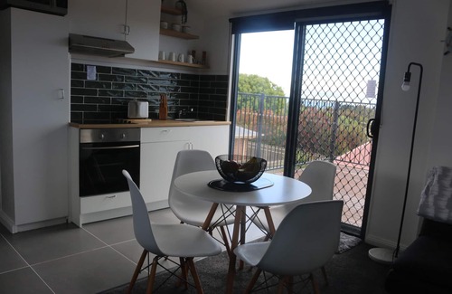 Portland Apartment | private Modern studio apartment with ocean views, balcony and Boat parking