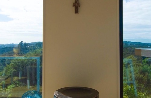 Omiha House | Private New Home with No neighbours & 180 degree views to the horizon