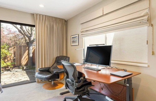 West of the Alameda House | Private Oasis — Comfortable House near Stanford with Beautiful Garden