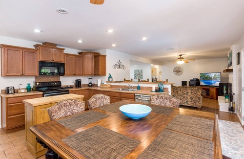 Las Cruces House | Private Oasis Near Old Mesilla - Home with an In-Ground Pool!
