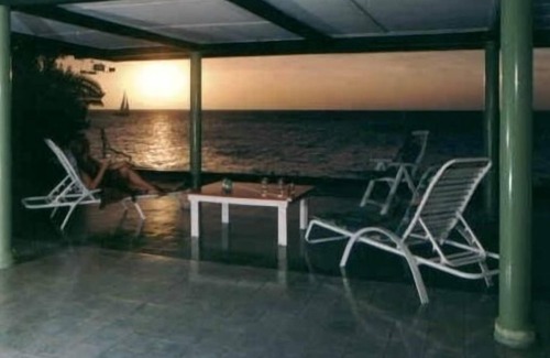 Belnem Villa | Private Ocean Front Villa in Belnem, Bonaire Right on the Sea.