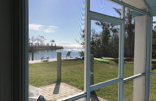 Cudjoe Key Cottage | Private Oceanfront Cottage with dockage, pool just minutes to Key West!
