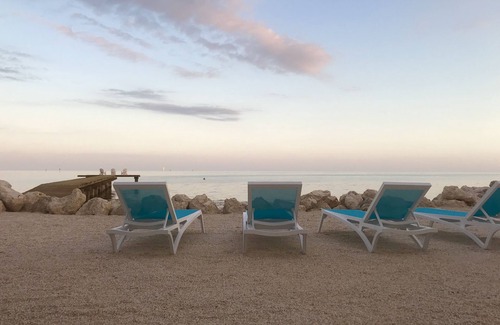 Islamorada House | Private Oceanfront: Heated Pool, Paddleboards & Kayaks - 180 degree ocean views