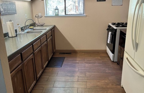 Country Club Estates Apartment | Private one-bedroom unit surrounded by forest, minutes from Heavenly Ski Resort.