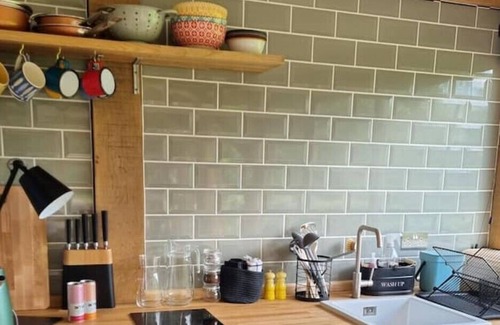 Chichester Cabin | Private Orchard Cabin nr West Wittering & Goodwood