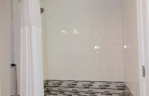 Georgetown House | Private | Peaceful Retreat | Cozy Guesthouse with Pool