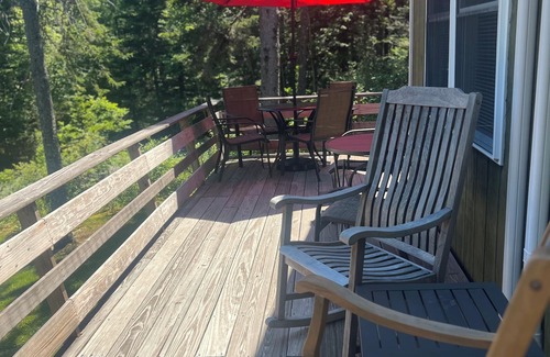 Tenants Harbor House | Private, peaceful cottage in a wooded setting in walking distance to the village